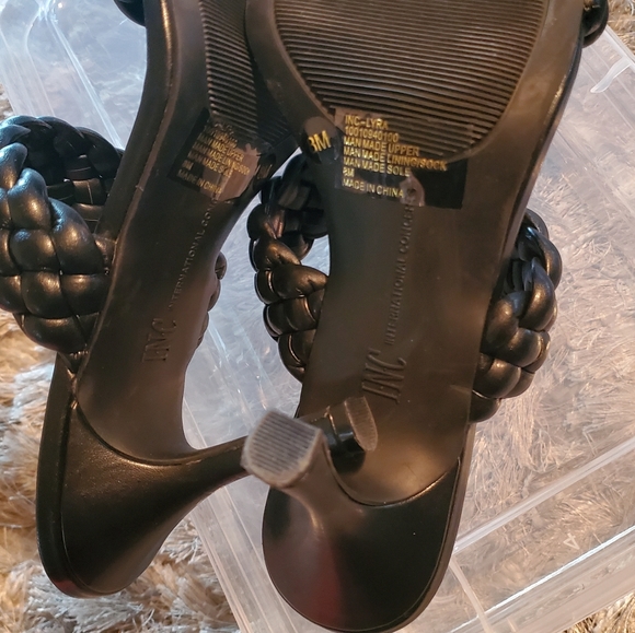 INC - Picture 6 of 7